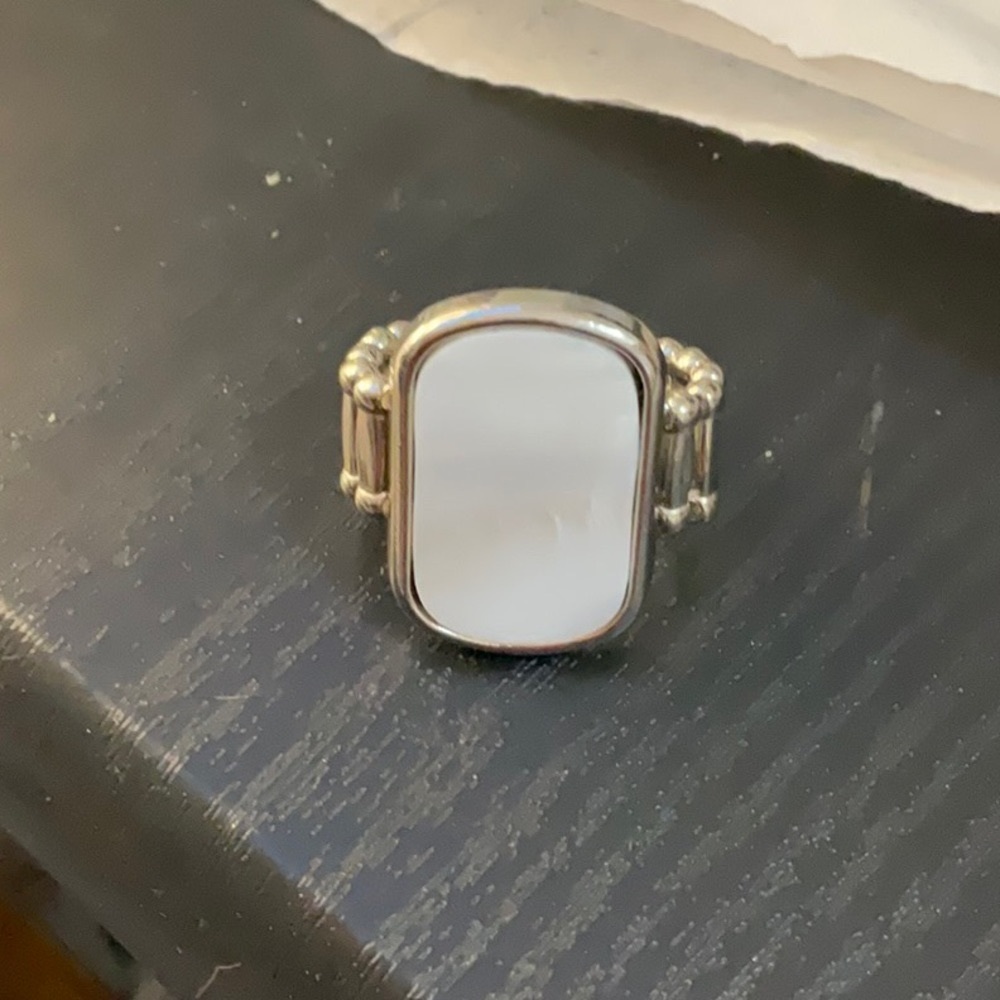 White Ring